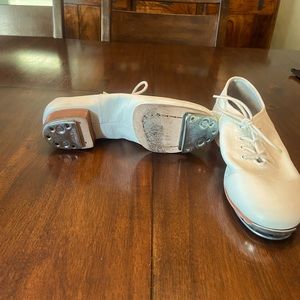 White string clogging shoes size 7 great condition